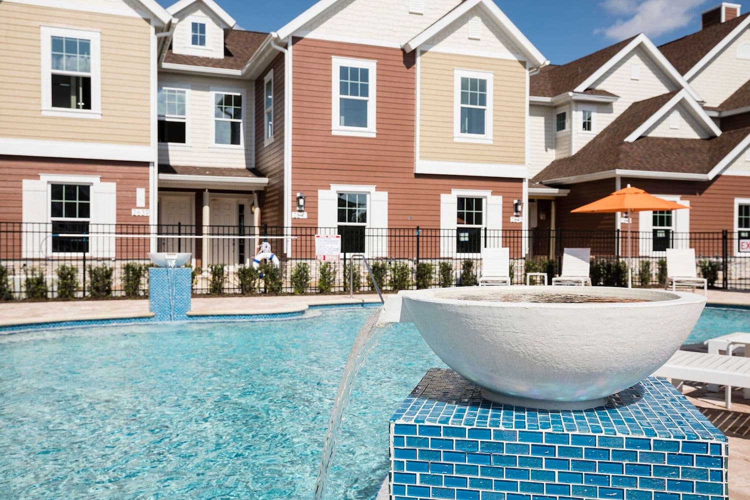 Summerville Resort hero